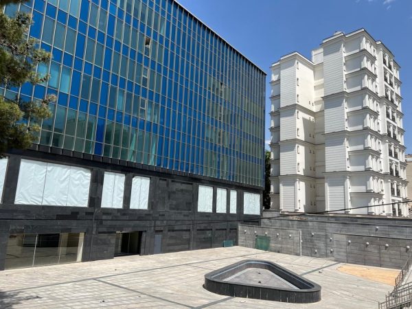 گرانیت مشکی نطنز رنگ شده کد GMN2