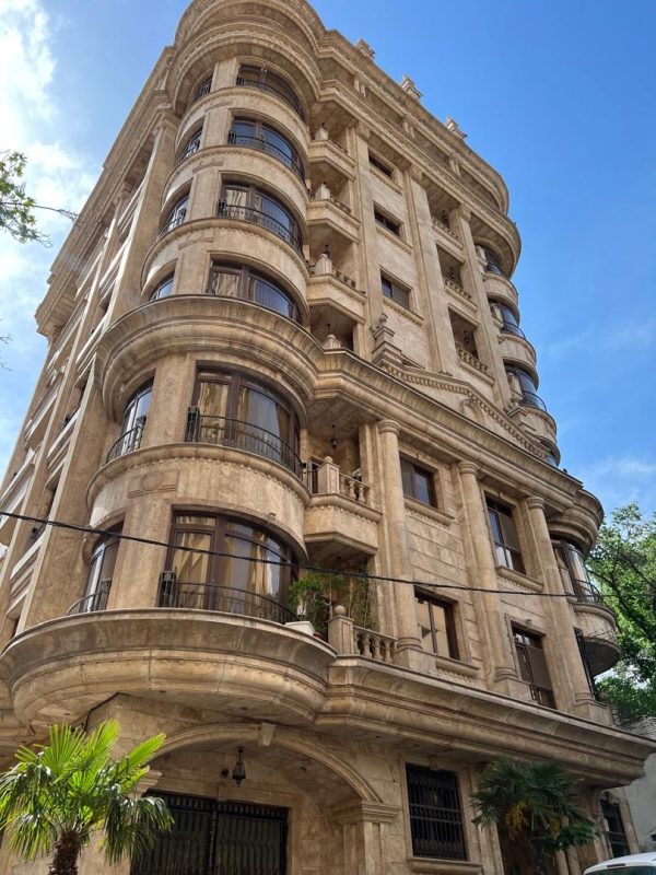 تراورتن چلچشمه چرمی